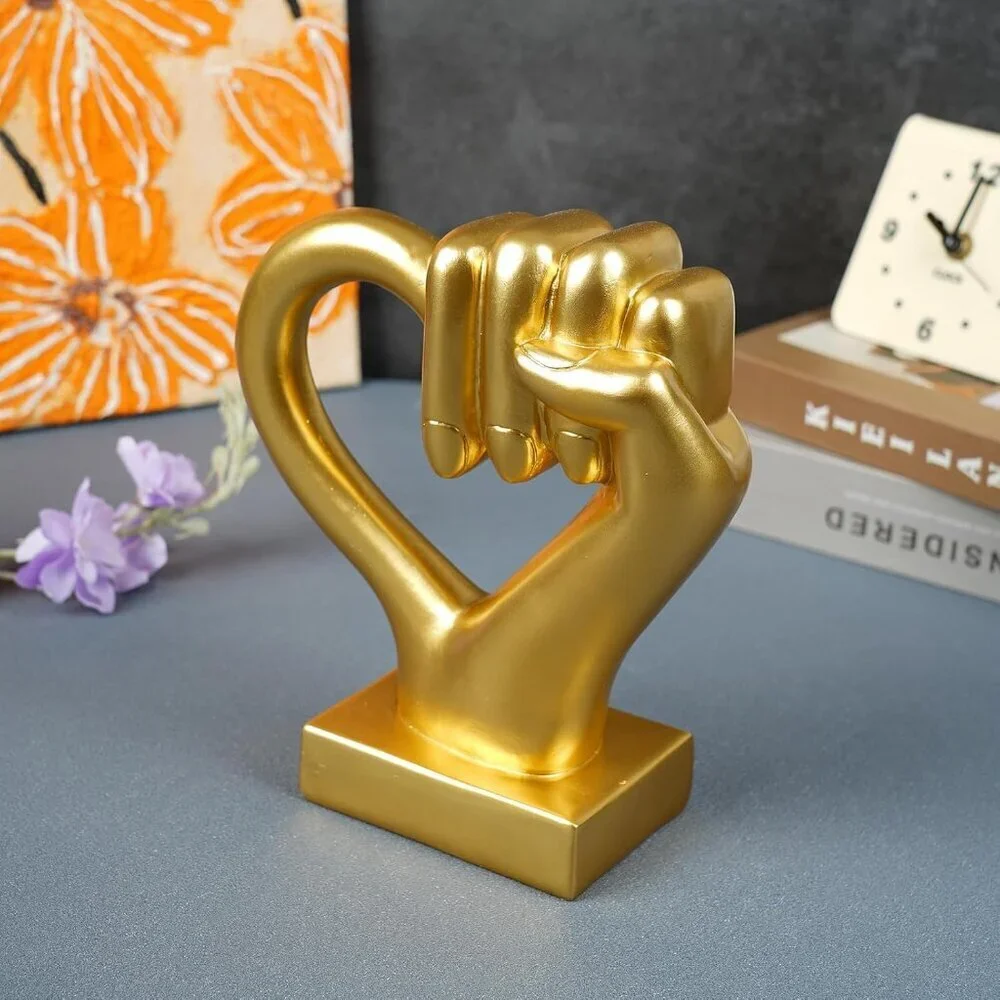 Abstract Love Grasping Gesture Statue Heart Hand Sculpture Home Décor (Gold)